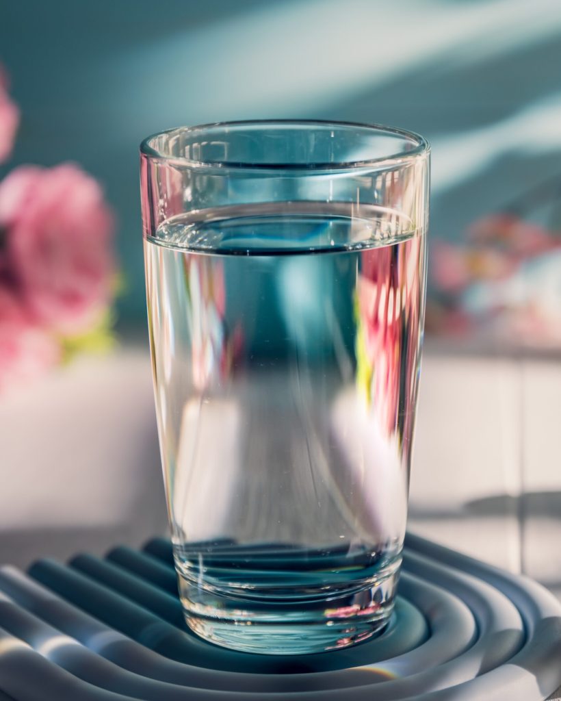 a-glass-of-clean-water-on-the-desktop-2022-11-16-08-42-27-utc